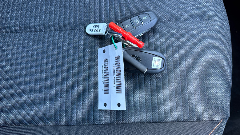 Peugeot 208 1.2 PureTech 100 Style 5dr Petrol Hatchback